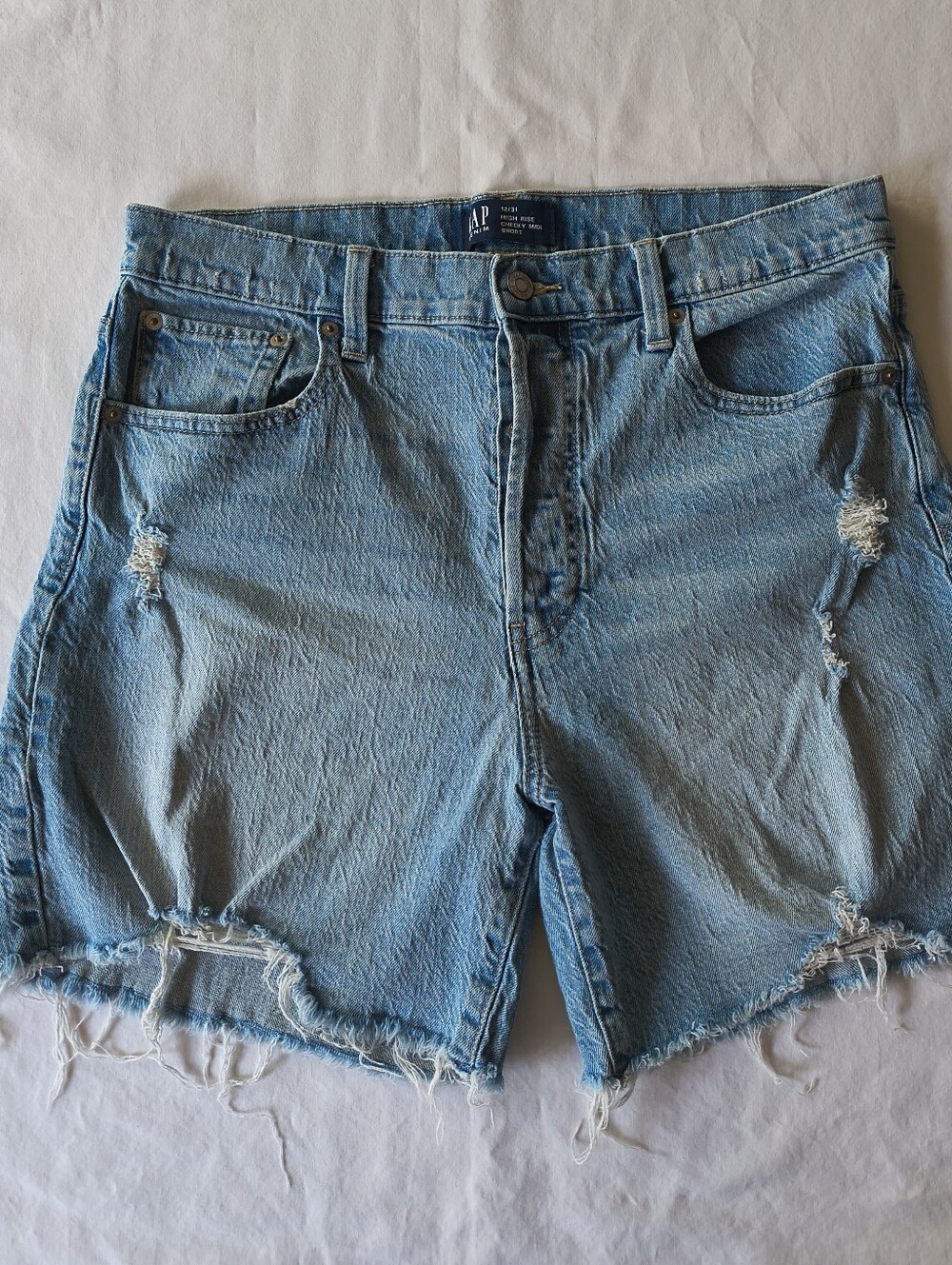 GAP  Women's High Rise Light Blue Distressed Denim Cutoff Shorts Side 12/31